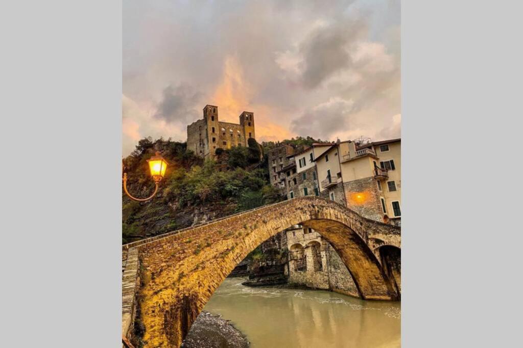 Le Bijou Di Dolceacqua, Per Un Momento Memorabile. Apartment Luaran gambar