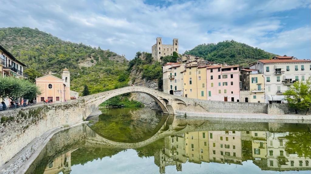 Le Bijou Di Dolceacqua, Per Un Momento Memorabile. Apartment Luaran gambar